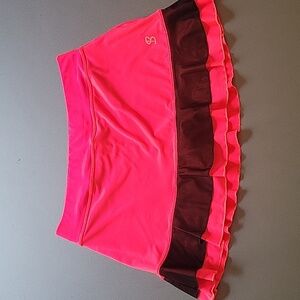 SOFIBELLA skirt Ruffle hem Tennis Skort bright Coral  sz SMALL